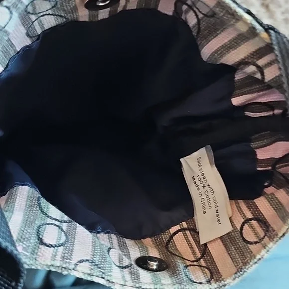 Kavu Mini Keeper Crossbody With Stripes and Circles - Picture 7 of 9